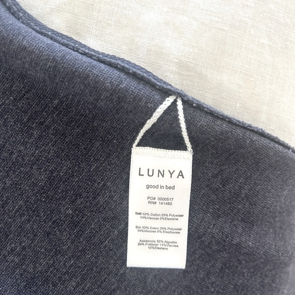 Lunya “restore” fitted dress in deep blue. Xs - Picture 7 of 8